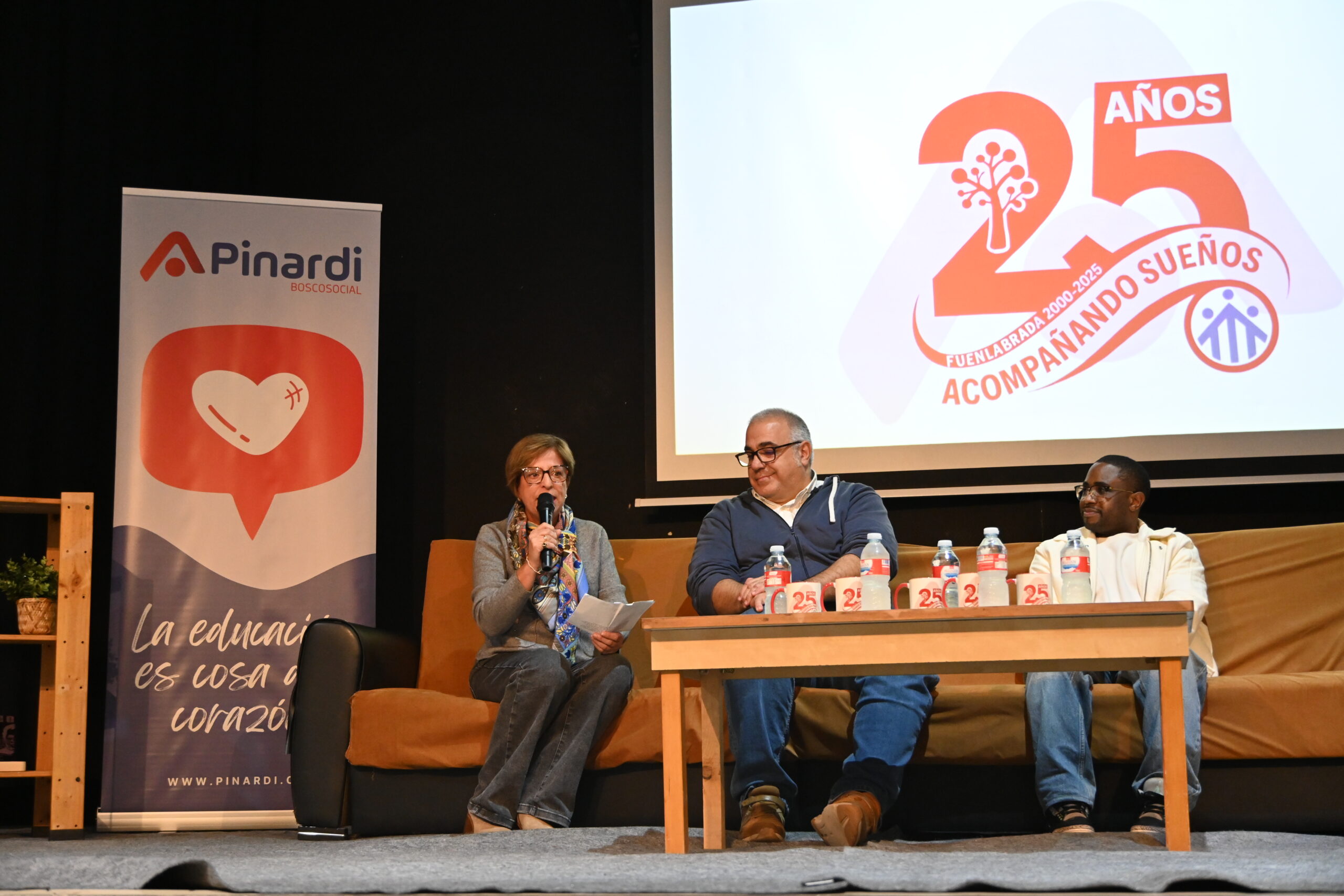 Mesa redonda organizada con motivo del 25 Aniversario de Pinardi Fuenlabrada.