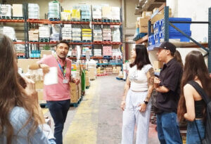 Los jóvenes de PEP visitan Carrefour